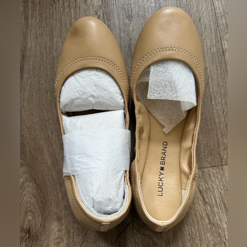 Lucky Brand beige Emmie Ballet Flats. Never worn.